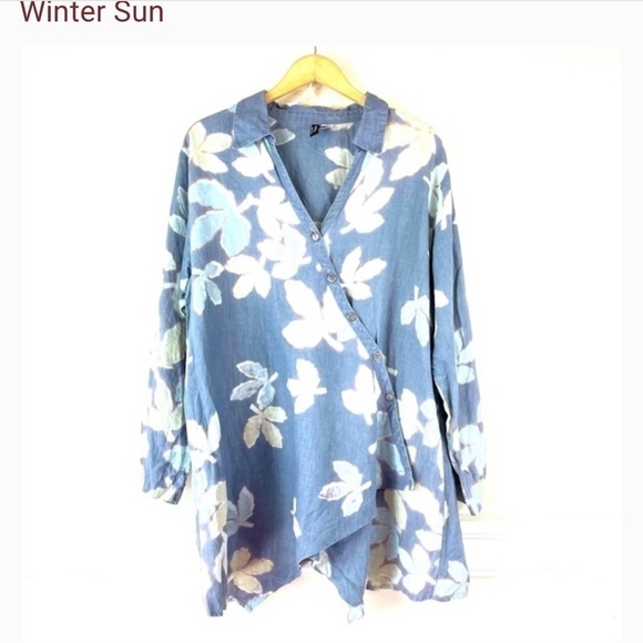 Hand painted tunic top. 100% Linen. Made in Ecuador. Size Small. - Picture 6 of 8